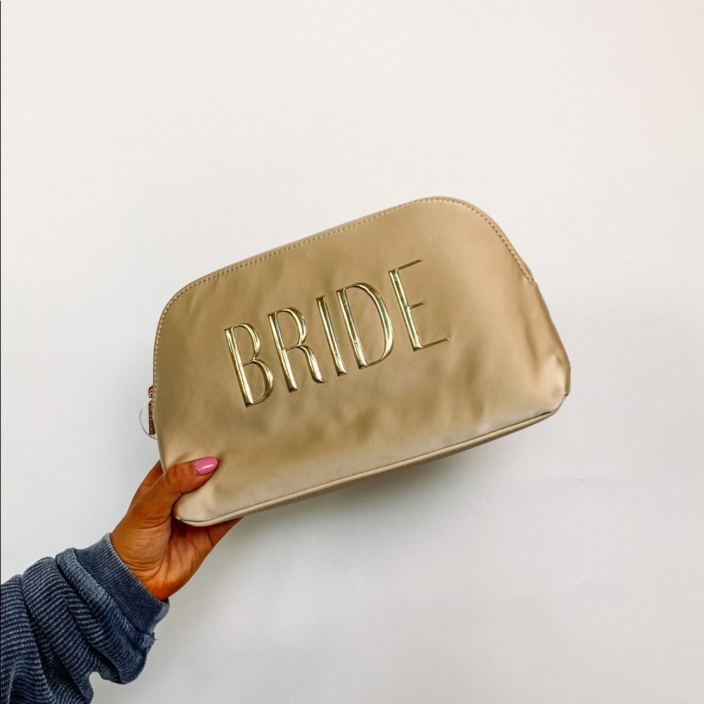 Bride pouch